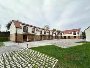 Prodej bytu 2+kk, Praha - Královice, Kuťatská, 57 m2