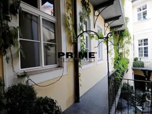Pronájem bytu 2+1, Praha - Malá Strana, Vlašská, 53 m2