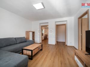 Prodej bytu 2+1, Kuřim, nám. Osvobození, 65 m2