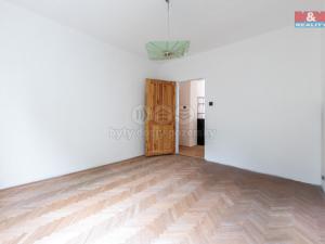 Prodej bytu 2+1, Bukovany, 51 m2