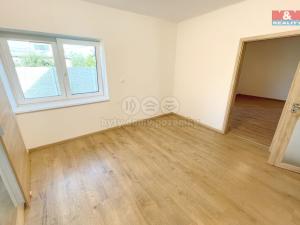 Pronájem bytu 4+kk, Ohrobec, Břežanská, 87 m2