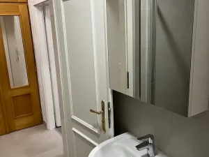 Pronájem bytu 2+kk, Praha - Žižkov, Jeseniova, 45 m2