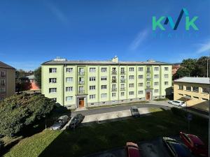 Prodej bytu 3+1, Ostrov, Hlavní třída, 72 m2