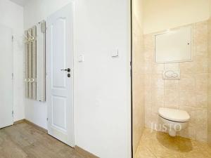 Pronájem bytu 3+1, Praha - Záběhlice, Slunečnicová, 77 m2