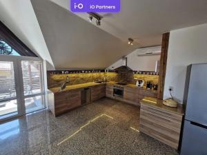 Prodej výrobních prostor, Břeclav, Široký dvůr, 12400 m2