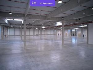 Pronájem skladu, Mikulov, Nádražní, 13850 m2