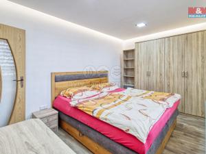 Prodej bytu 3+1, Vraný, 74 m2