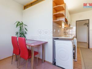 Prodej bytu 3+1, Karlovy Vary - Stará Role, Dvořákova, 83 m2