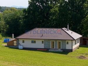 Prodej rodinného domu, Trhové Sviny, 144 m2