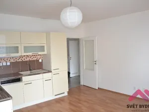 Pronájem bytu 2+kk, Praha - Kbely, Pod Nouzovem, 41 m2