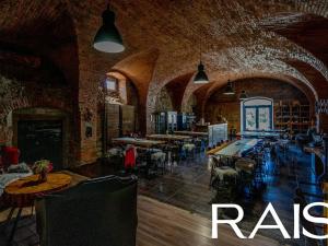 Prodej restaurace, Znojmo, 687 m2