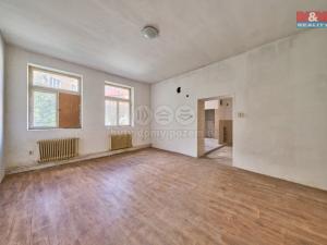 Prodej rodinného domu, Broumov - Poříčí, Tyršova, 421 m2
