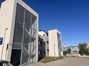 Prodej bytu 3+kk, Znojmo, Třešňová, 74 m2