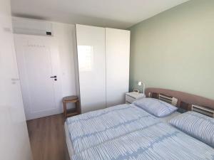 Prodej bytu 3+1, Praha - Řepy, Laudova, 75 m2