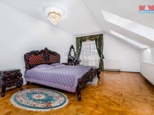 Prodej rodinného domu, Praha - Hostavice, Kamencová, 269 m2