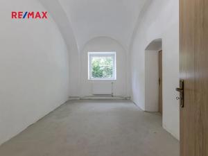 Prodej výrobních prostor, Zbiroh, Líšenská, 700 m2