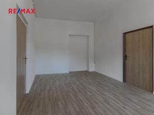 Prodej výrobních prostor, Zbiroh, Líšenská, 700 m2