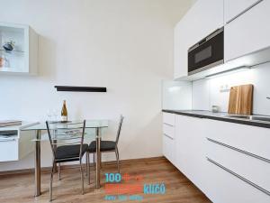 Prodej bytu 1+kk, Praha - Smíchov, Zborovská, 23 m2
