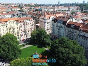 Prodej bytu 1+kk, Praha - Smíchov, Zborovská, 23 m2