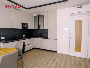 Pronájem bytu 2+kk, Praha - Libeň, Kotlaska, 59 m2