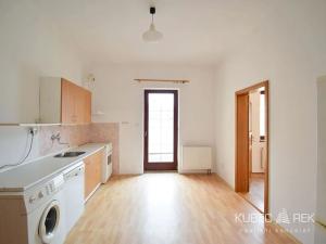 Pronájem rodinného domu, Tábor, Dobrovského, 80 m2