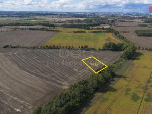 Prodej pole, Praha - Lipany, 7079 m2