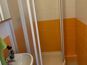 Prodej bytu 1+kk, Praha - Záběhlice, Topolová, 31 m2