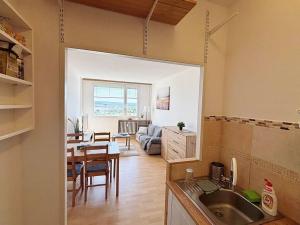 Pronájem bytu 2+kk, Praha, Ke Kateřinkám, 42 m2