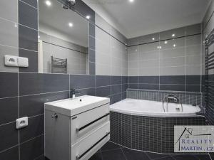 Pronájem bytu 2+kk, Dobříš, Hornická, 57 m2