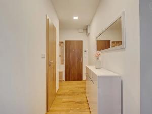 Prodej bytu 3+1, Praha - Hlubočepy, Pražského, 71 m2