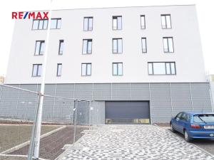 Pronájem bytu 2+kk, Praha - Modřany, Na Komořsku, 61 m2