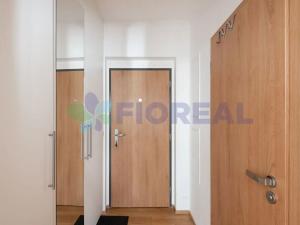 Pronájem bytu 1+kk, Praha - Michle, U michelského mlýna, 33 m2