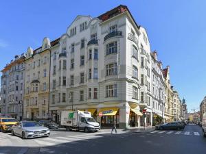 Prodej bytu 2+1, Praha, Valentinská, 98 m2