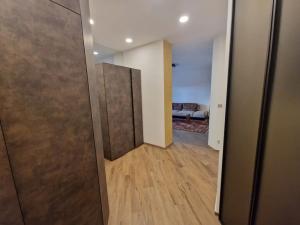 Prodej bytu 2+kk, Praha - Malá Strana, Hellichova, 57 m2
