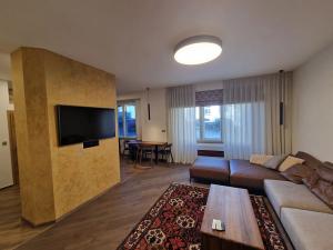 Prodej bytu 2+kk, Praha - Malá Strana, Hellichova, 57 m2