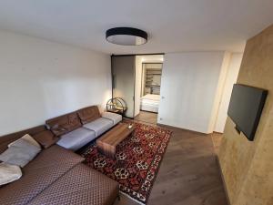 Prodej bytu 2+kk, Praha - Malá Strana, Hellichova, 57 m2