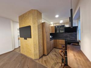 Prodej bytu 2+kk, Praha - Malá Strana, Hellichova, 57 m2
