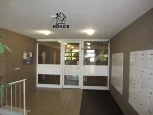 Pronájem bytu 2+kk, Praha - Jinonice, U kříže, 57 m2