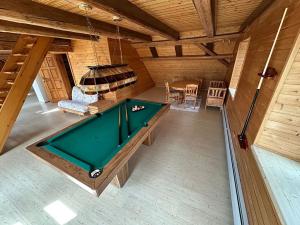 Prodej komerční nemovitosti, Povrly, Lysá, 635 m2