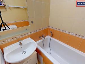 Prodej bytu 2+1, Bohaté Málkovice, 52 m2