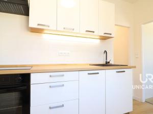 Pronájem bytu 2+1, Rosice, Husova čtvrť, 52 m2