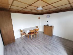 Pronájem chaty, Tišnov, Brněnská, 40 m2