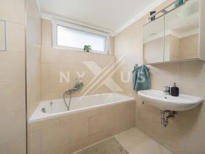 Prodej bytu 2+kk, Praha - Kamýk, Kramperova, 65 m2