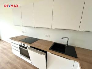 Pronájem bytu 2+kk, Beroun, Na Parkáně, 59 m2