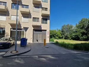 Pronájem garážového stání, Brno, Opuštěná, 13 m2