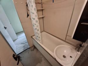 Prodej bytu 2+1, Cheb, Riegerova, 53 m2