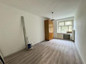 Pronájem bytu 3+1, Praha - Žižkov, Lucemburská, 74 m2
