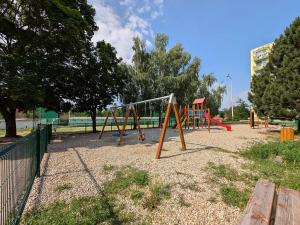 Pronájem bytu 2+1, Moravský Krumlov, Sídliště, 51 m2
