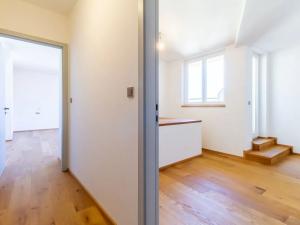 Prodej bytu 3+1, Praha - Karlín, Pernerova, 113 m2