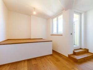 Prodej bytu 3+1, Praha - Karlín, Pernerova, 113 m2